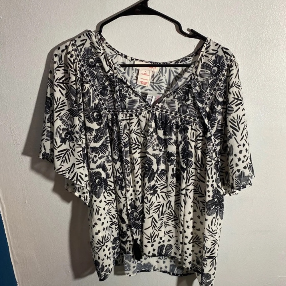 Black and white floral blouse